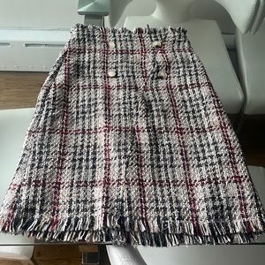 Brand New Skirt, Knee length, fits true to size…